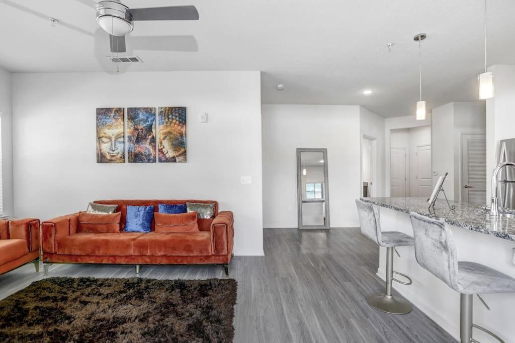 2-Bedroom Eccentric Oasis แทมปา ภายนอก รูปภาพ